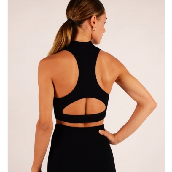 Capezio Black Ribbed Crop Dancer Ballet core Athleisure Top M/L - Picture 7 of 8